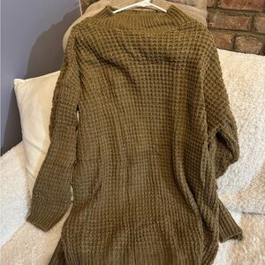 PrettyLittleThing Olive Long Sleeve Dress